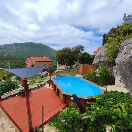 Old House Lapis- Pool, Hot Tub, Bbq * Zadvarje